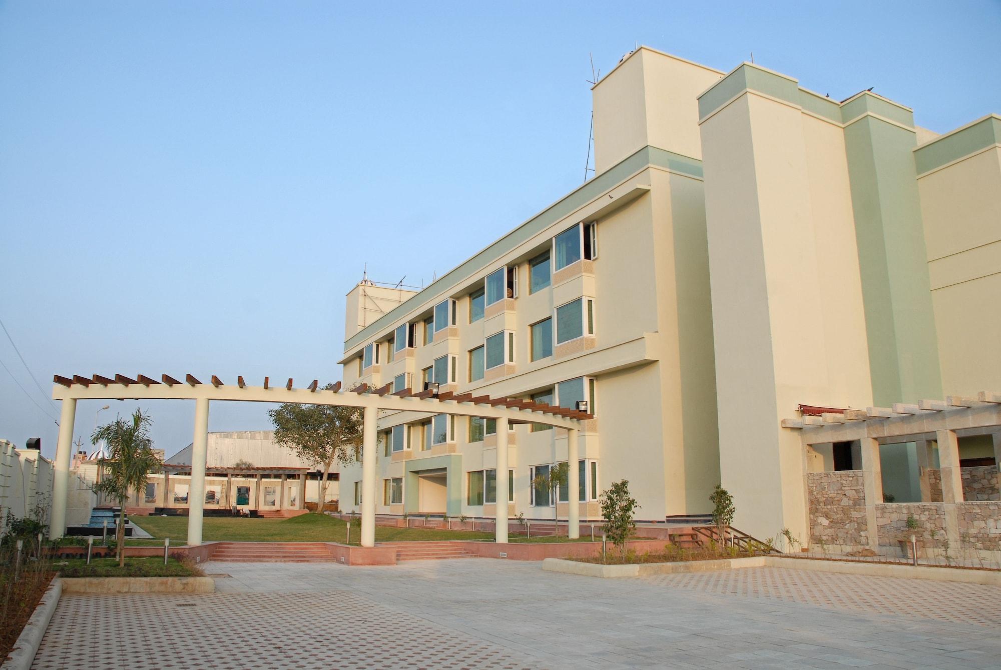 Hotel Cambay Grand Kukas à Jaipur Extérieur photo