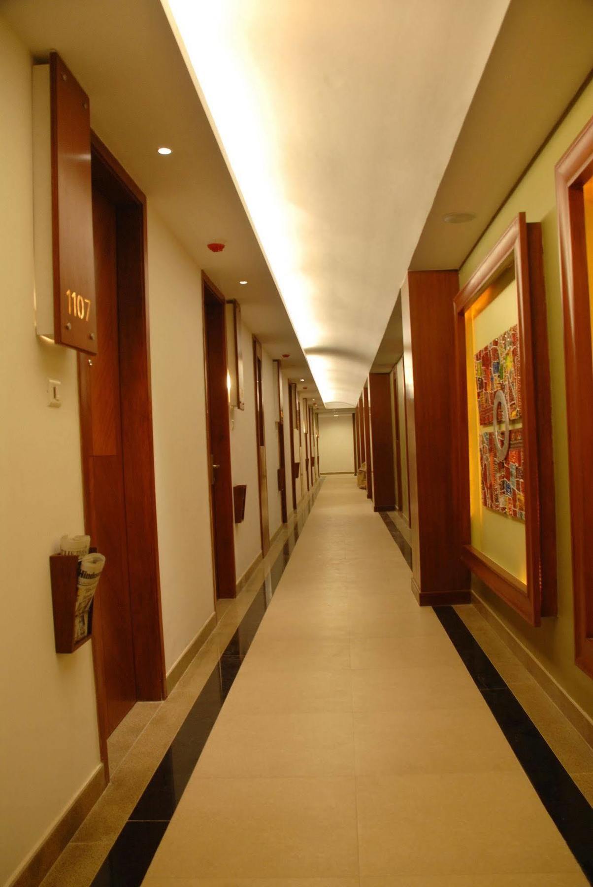 Hotel Cambay Grand Kukas à Jaipur Extérieur photo